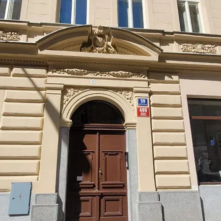 Raum-Viktoria Apartman Prague Exterior photo